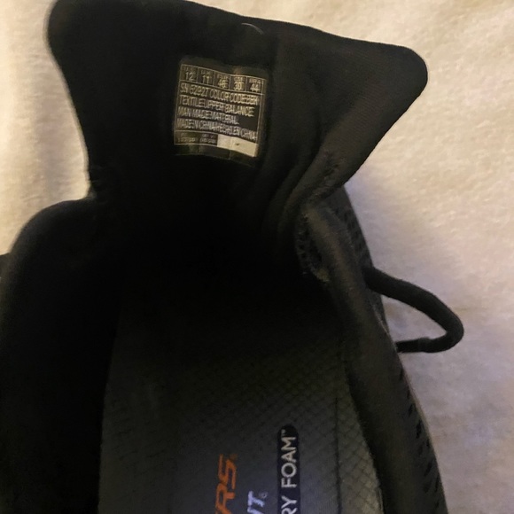 Skechers relaxes fit me wort foam size 12 shoe - Picture 3 of 4